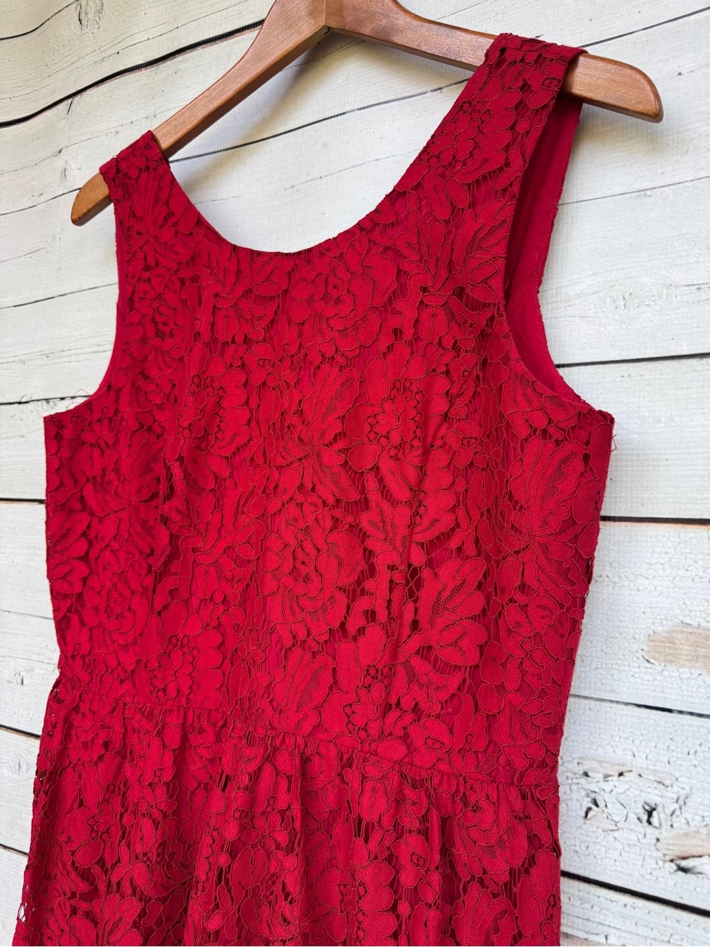 LOFT Sleeveless Floral Lace Overlay Shift Dress | Scalloped Fringe Hem- Size 6 - Picture 5 of 6